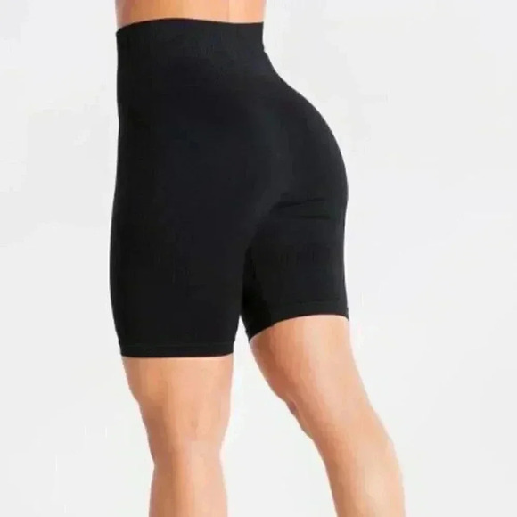 Women's Best Wear POWER SEAMLESS CYCLING SHORTS - Picture 3 of 7